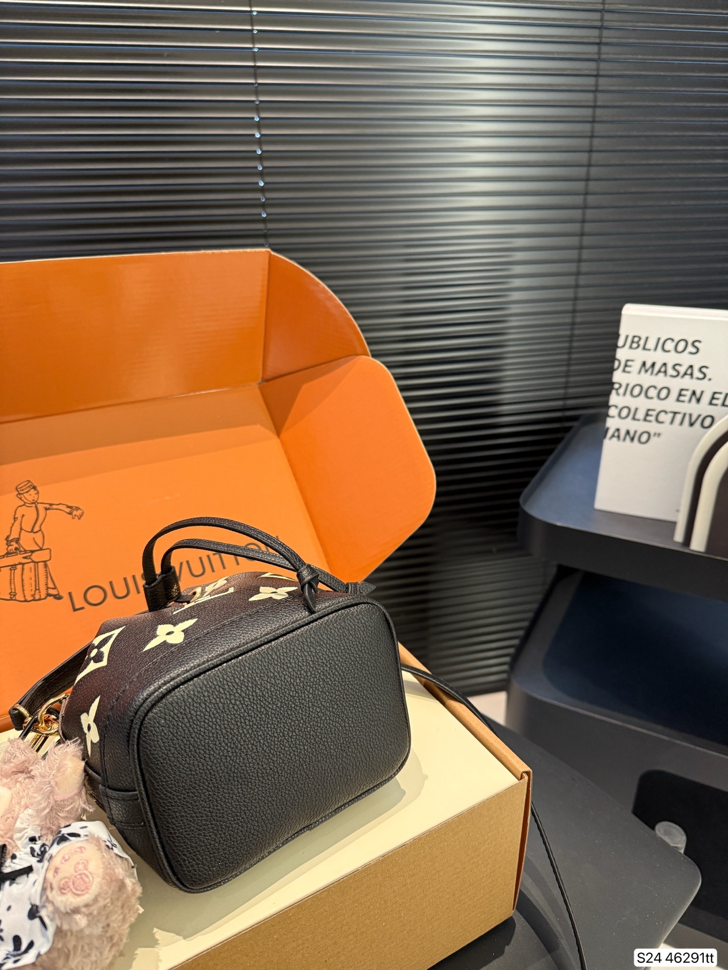 Louis new arrival bucket bag 46291 size: 13*15 cm