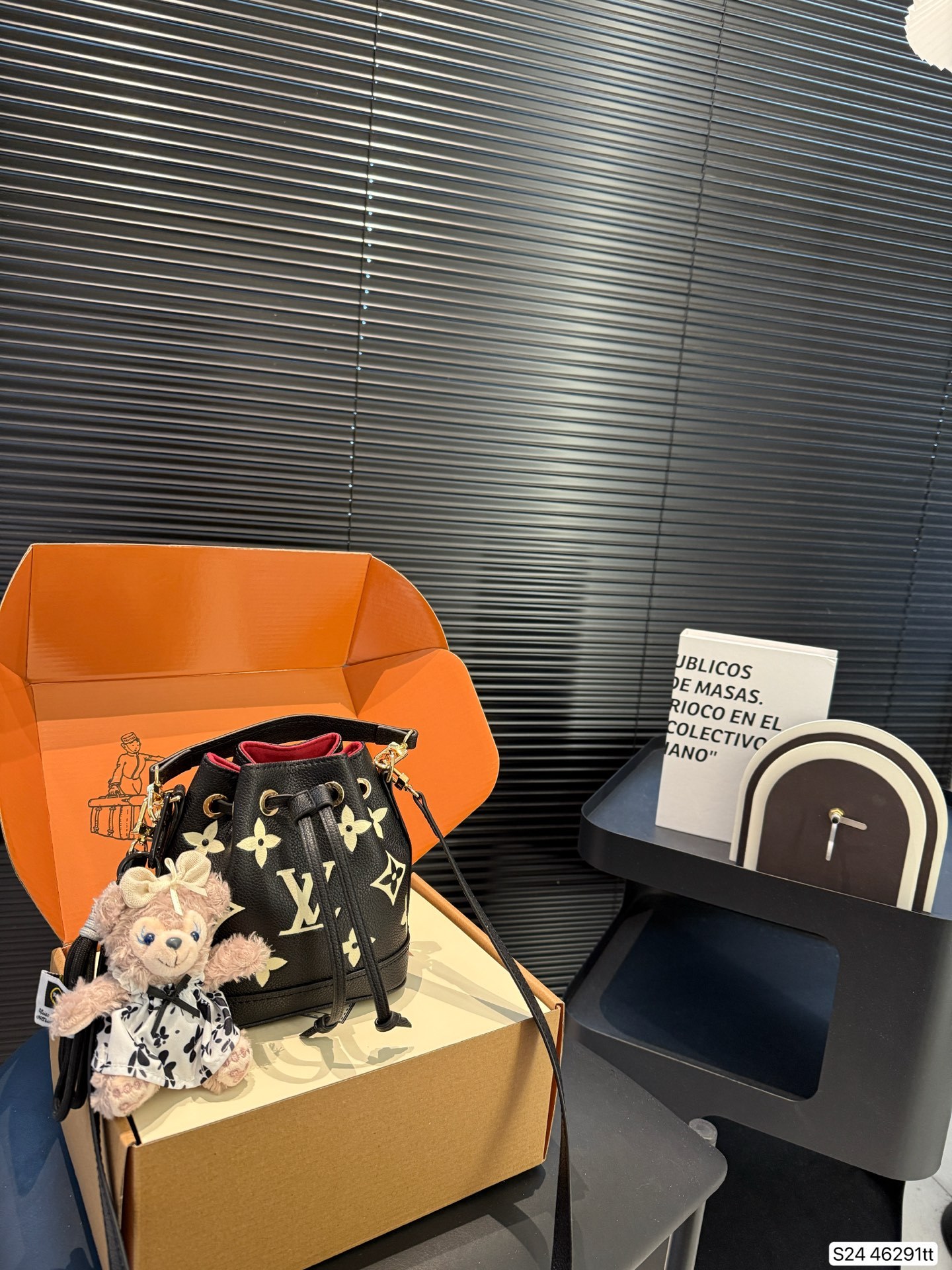 Louis new arrival bucket bag 46291 size: 13*15 cm