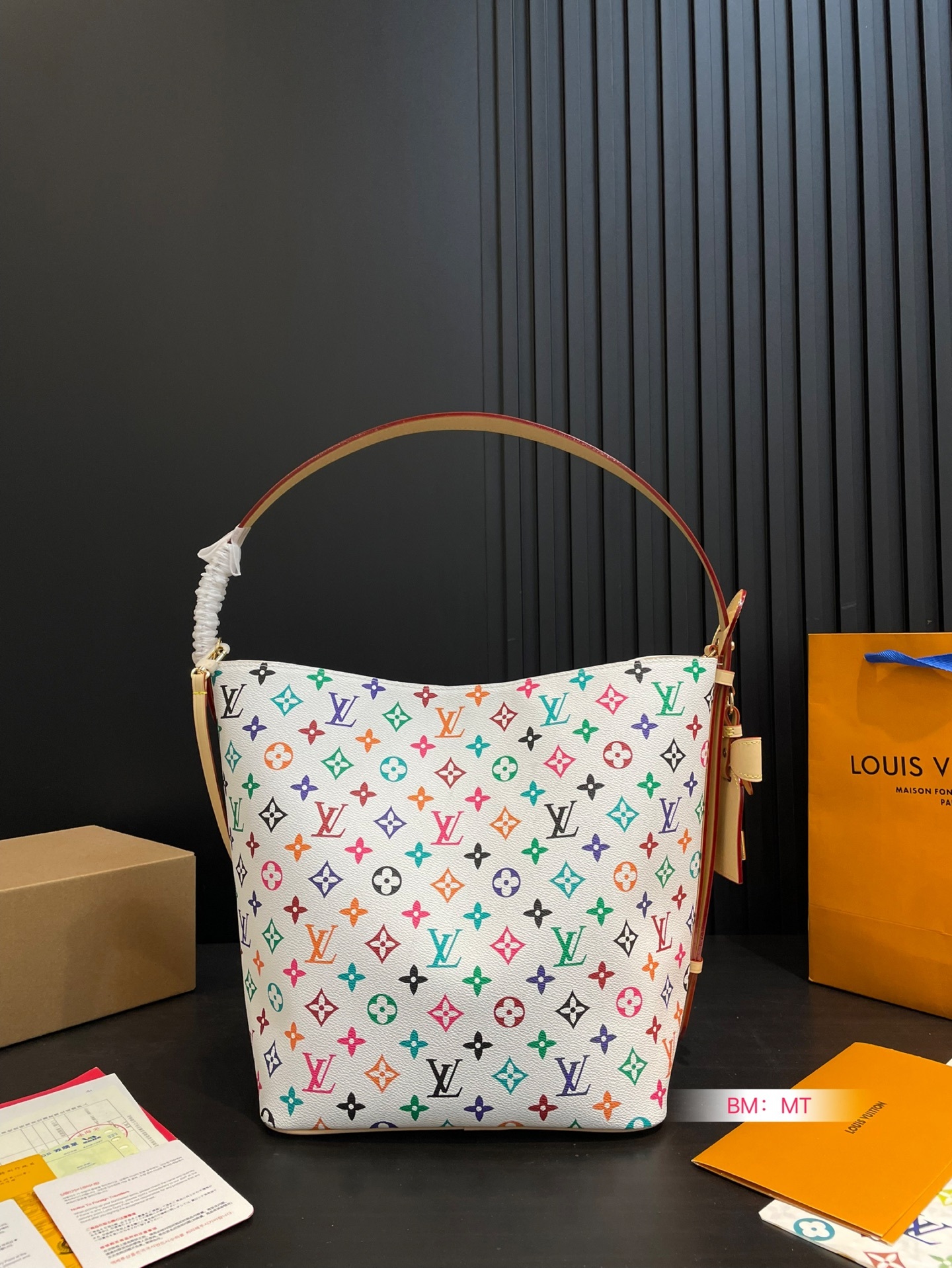 louis-new-arrival-all-in-bb-hobo-bag-002-size-26-30-cm-1916