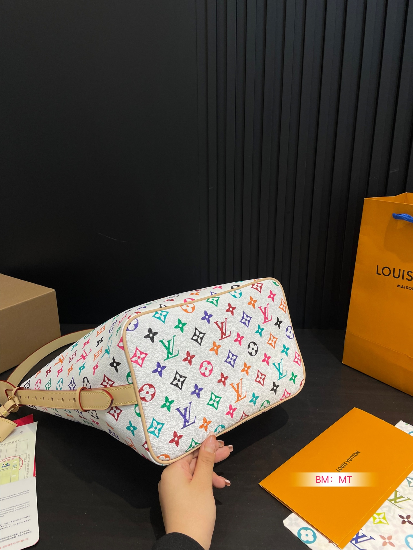 louis-new-arrival-all-in-bb-hobo-bag-002-size-26-30-cm-1916