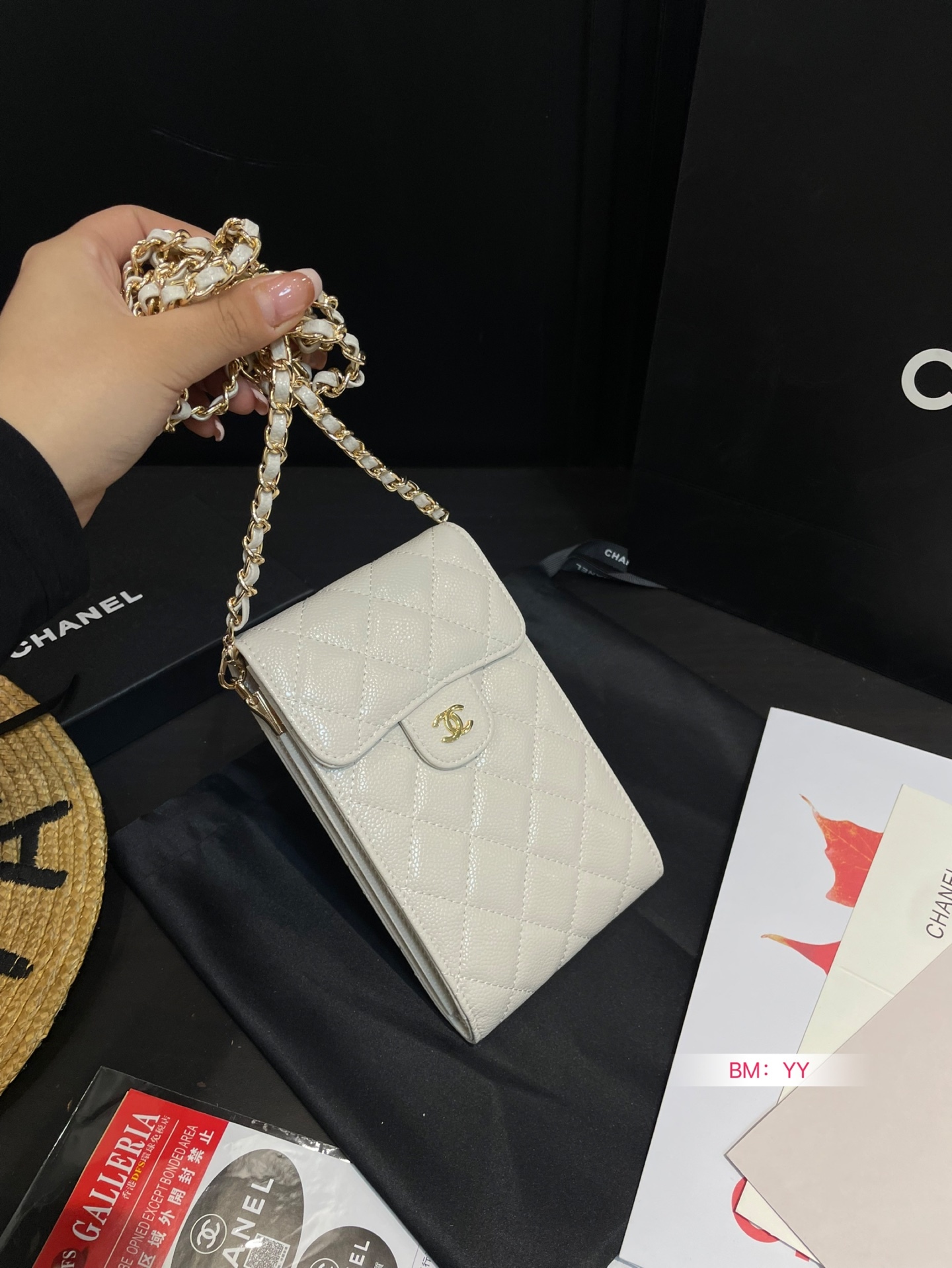 cc-new-arrival-phone-bag-002-size-11-18-cm-6828