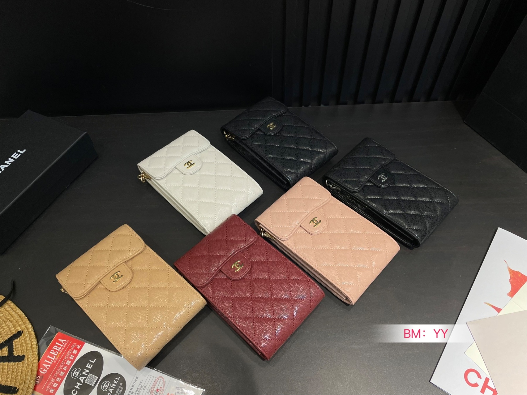 cc-new-arrival-phone-bag-002-size-11-18-cm-6828