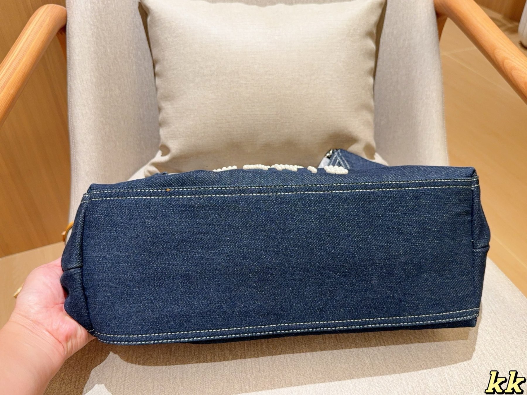 Cc new arrival denim pearl hobo bag size: 38*32*15 cm