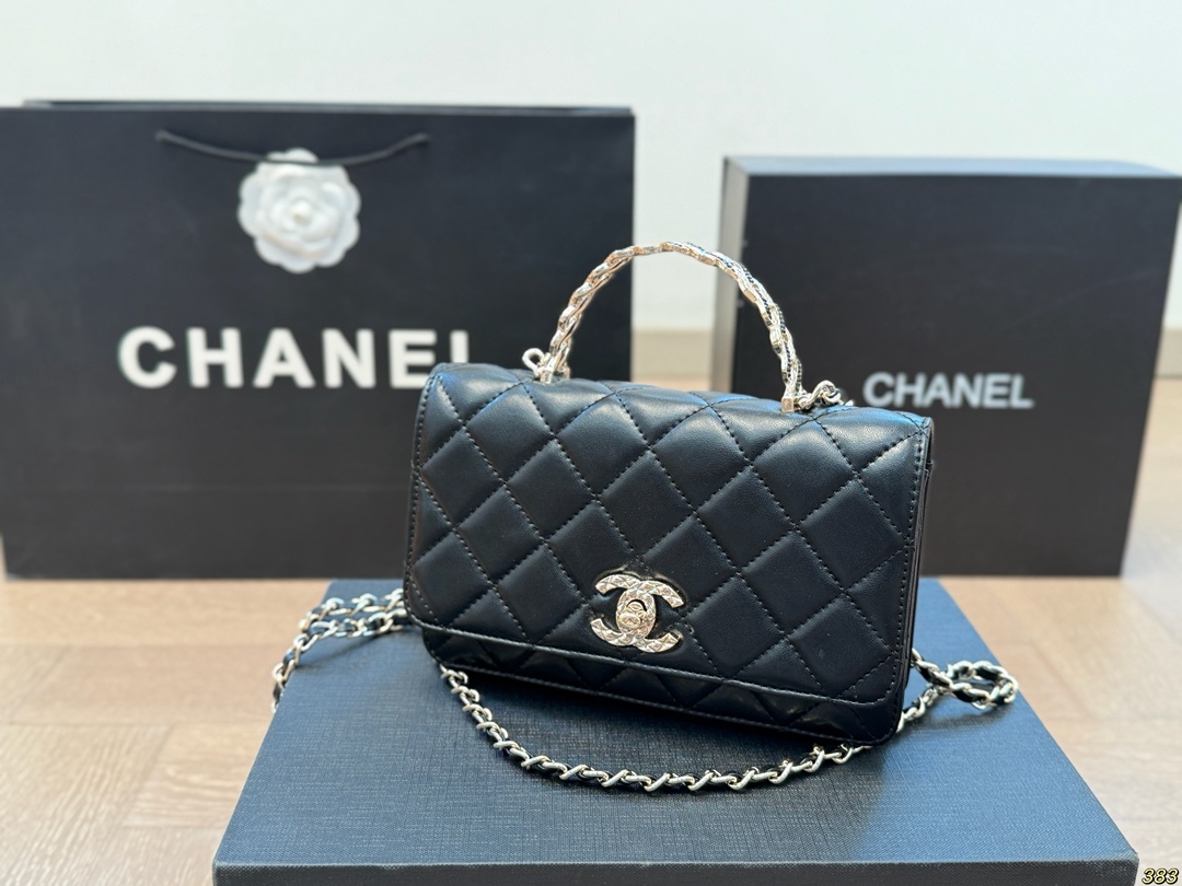 cc-new-arrival-woc-chain-bag-size-19-12-cm-887