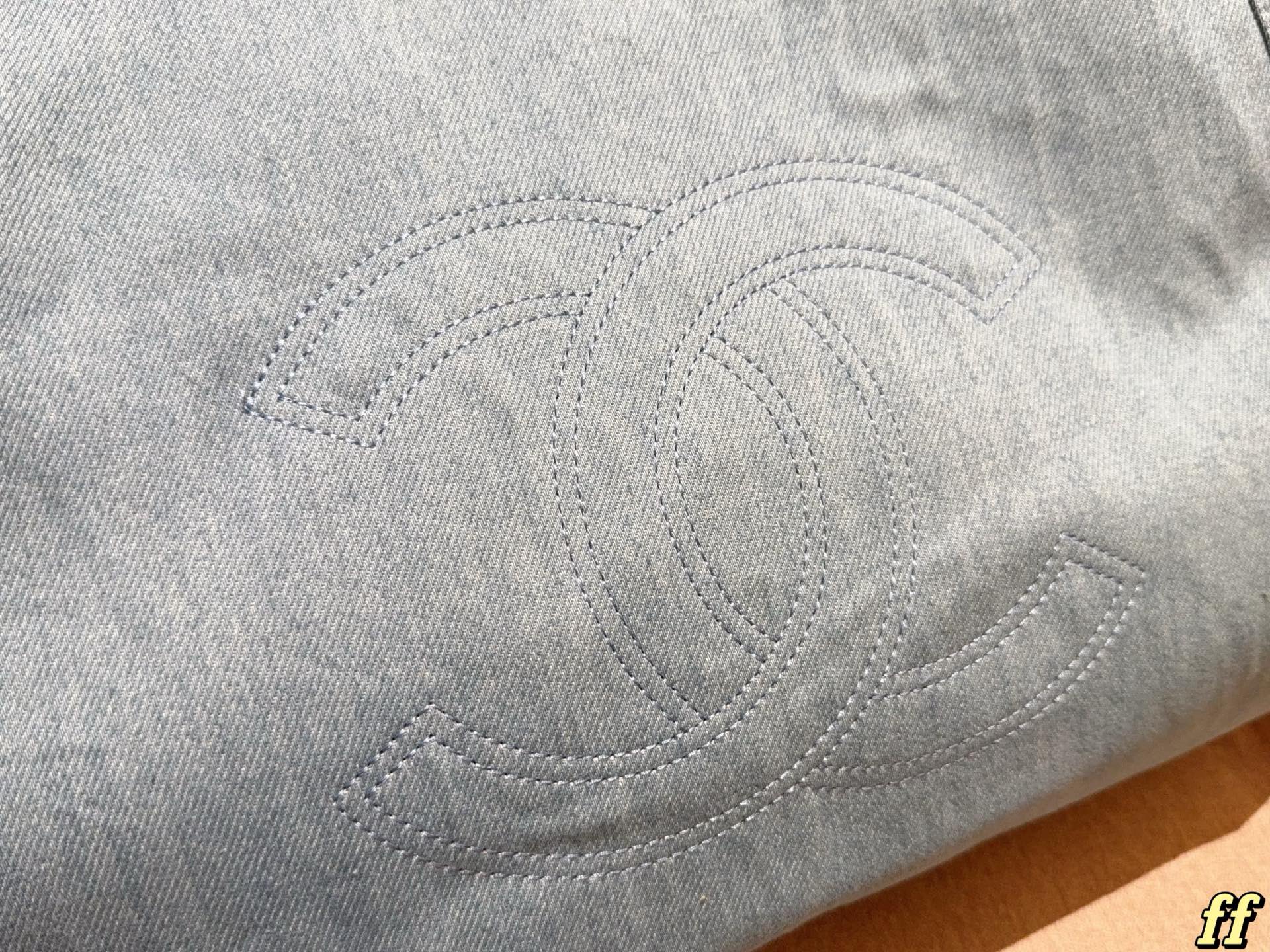 Cc new arrival denim hobo bag size: 42*31*18 cm