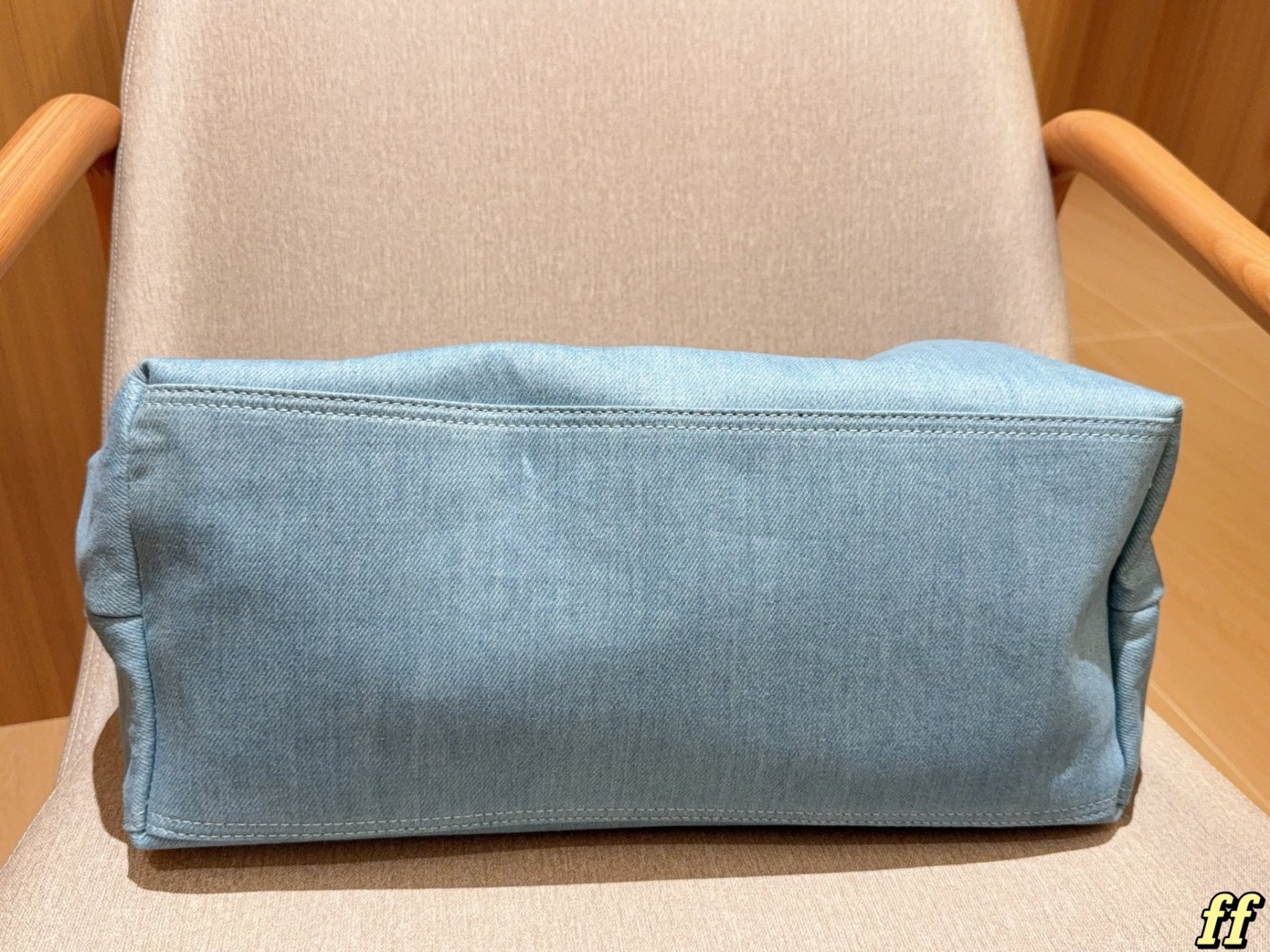 Cc new arrival denim hobo bag size: 42*31*18 cm