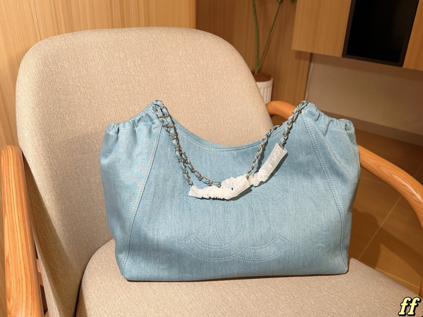 Cc new arrival denim hobo bag size: 42*31*18 cm