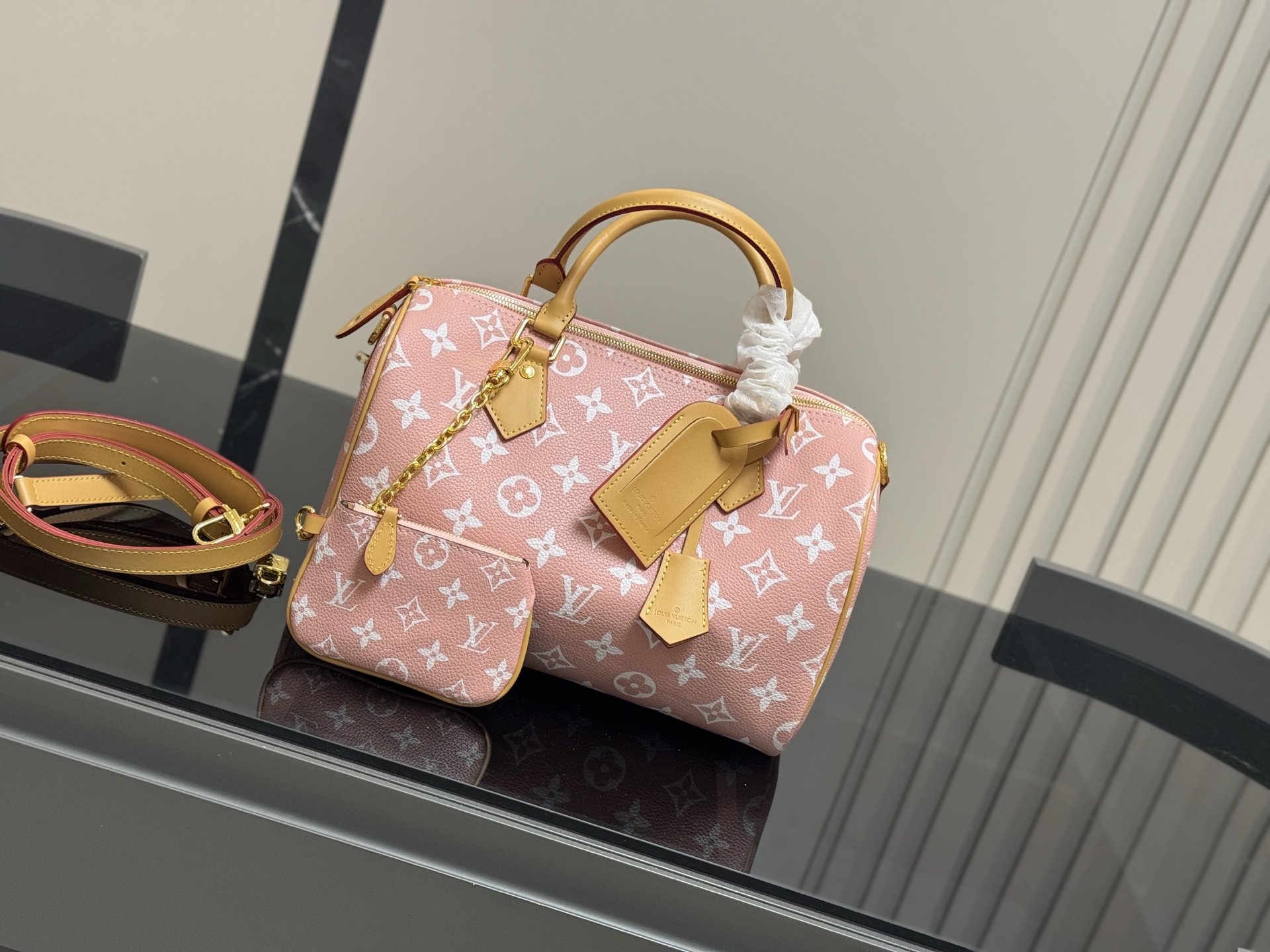 louis-new-arrival-speedy-30-strawberry-bag-size-30-cm-4232