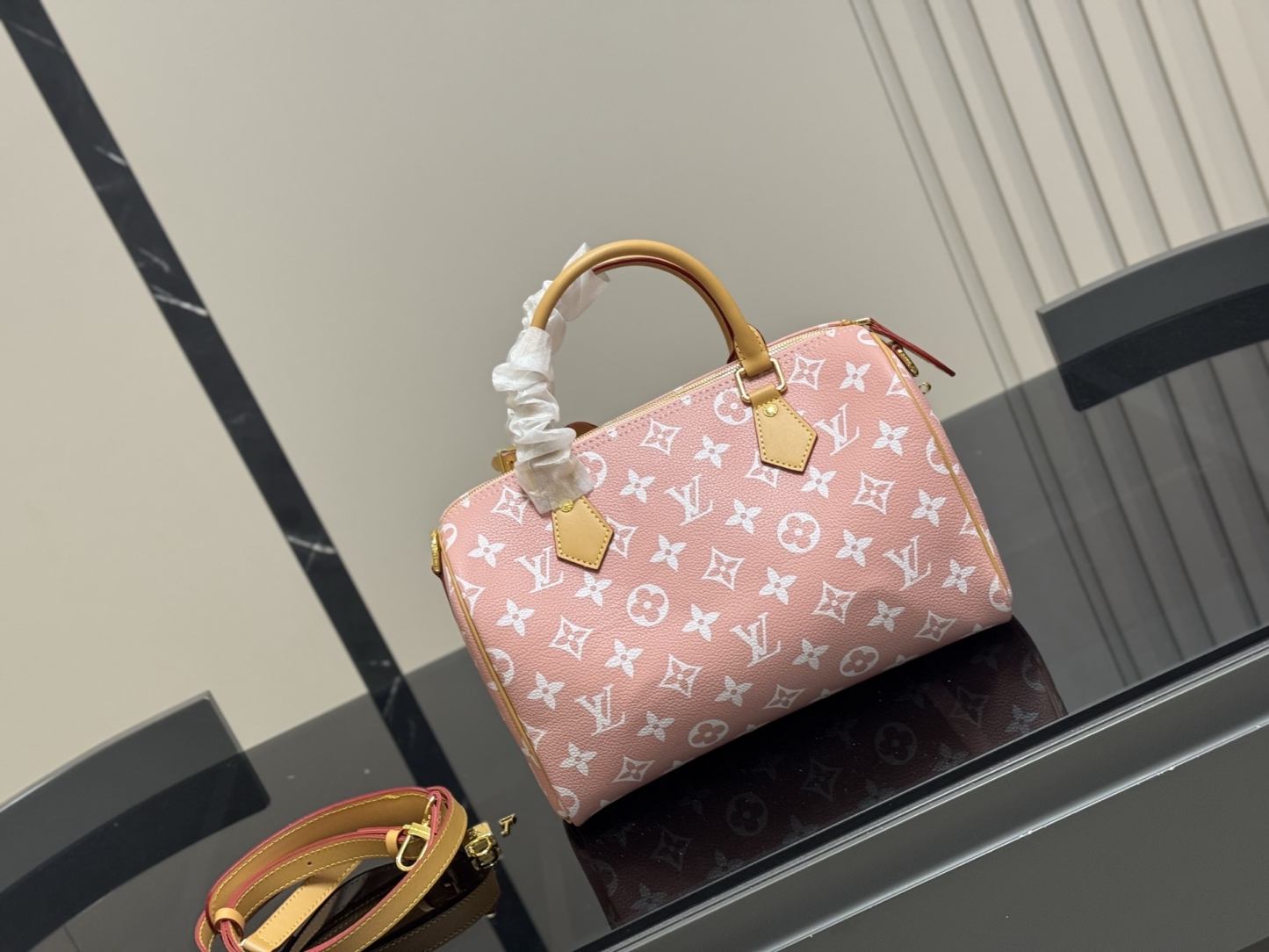 louis-new-arrival-speedy-30-strawberry-bag-size-30-cm-4232