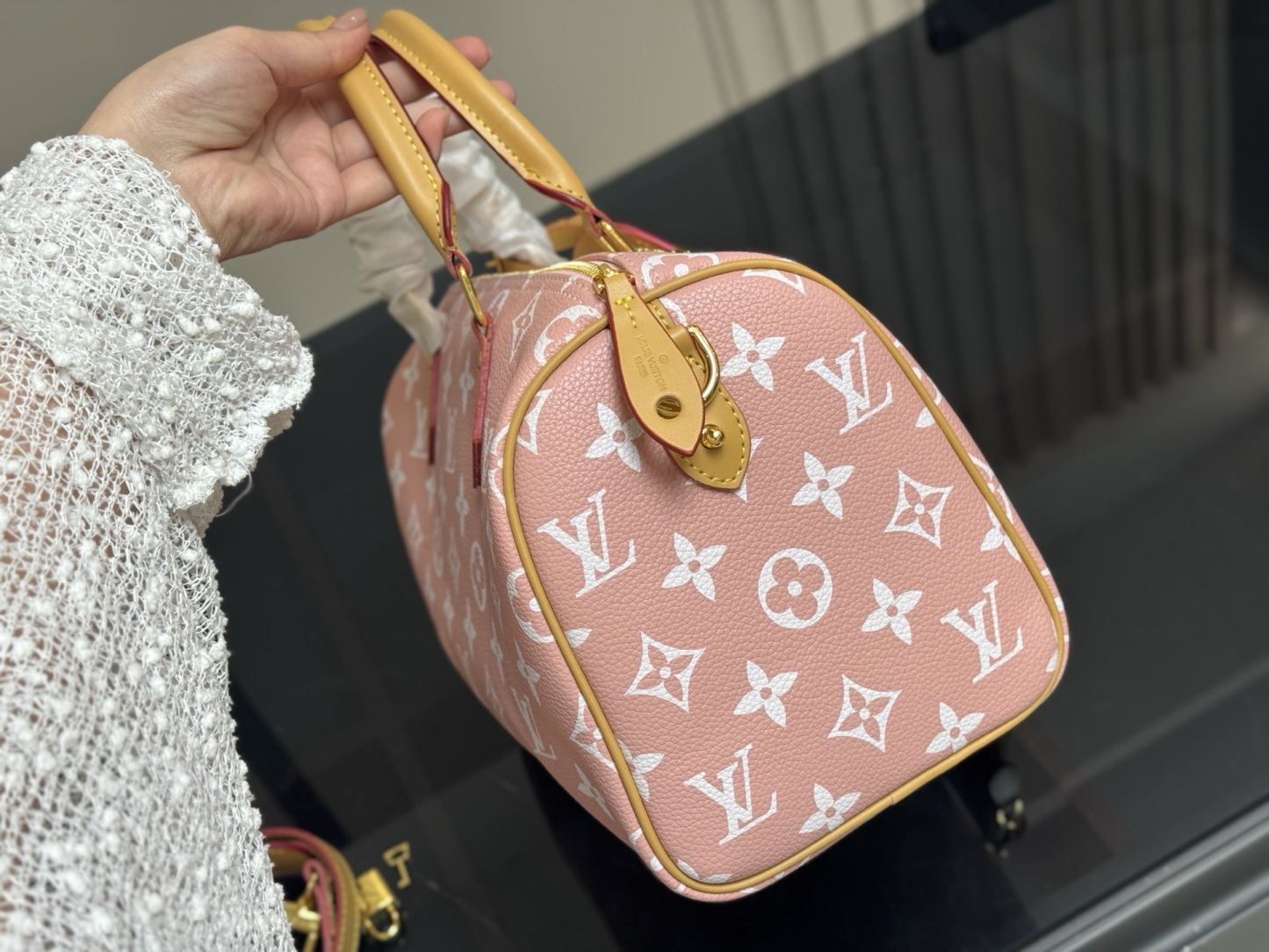 louis-new-arrival-speedy-30-strawberry-bag-size-30-cm-4232