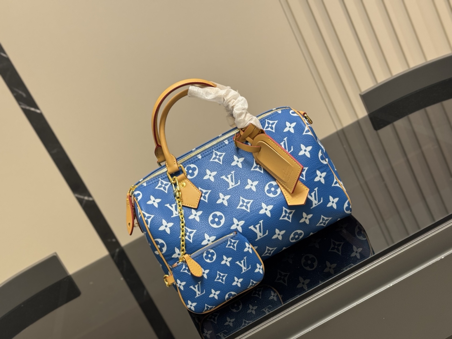 louis-new-arrival-speedy-30-strawberry-bag-size-30-cm-4232