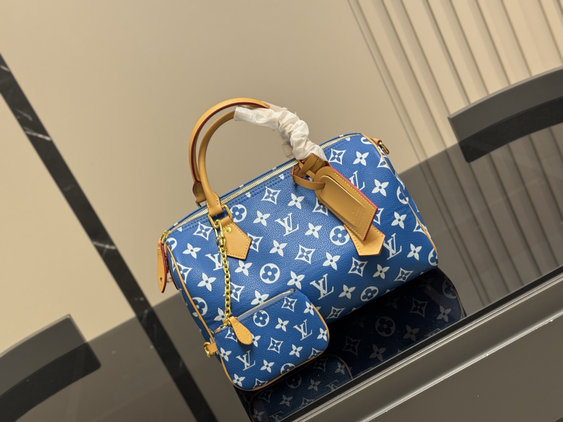 louis-new-arrival-speedy-30-strawberry-bag-size-30-cm-4232