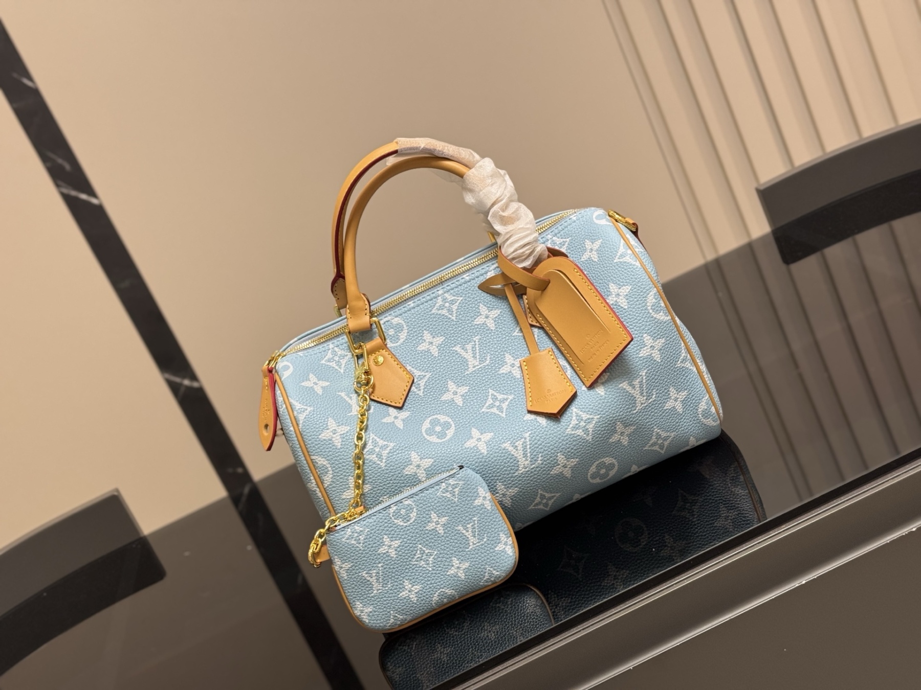 louis-new-arrival-speedy-30-strawberry-bag-size-30-cm-4232