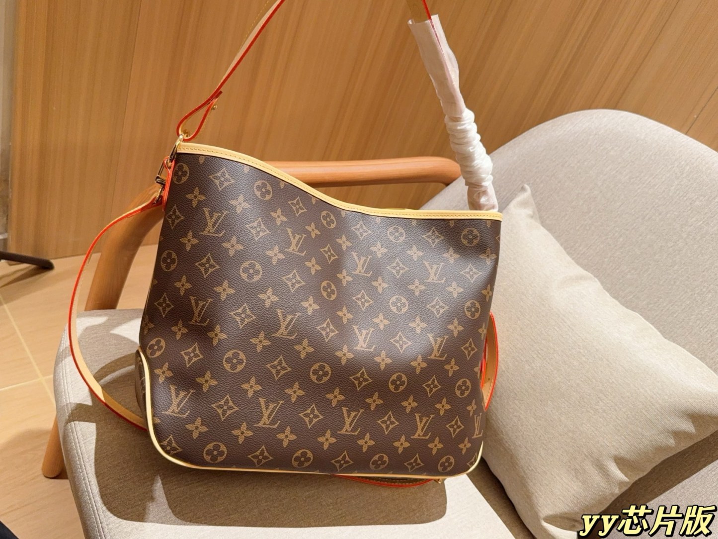 Louis new arrival Delightful PM tote bag size; 34*29*13 cm