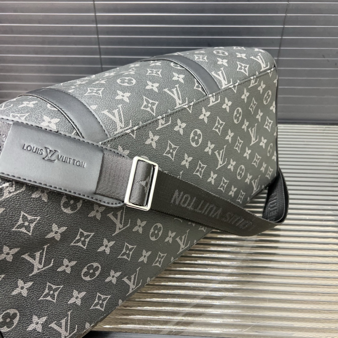 louis-new-arrival-keepall-travel-bag-size-45-26-cm-5540