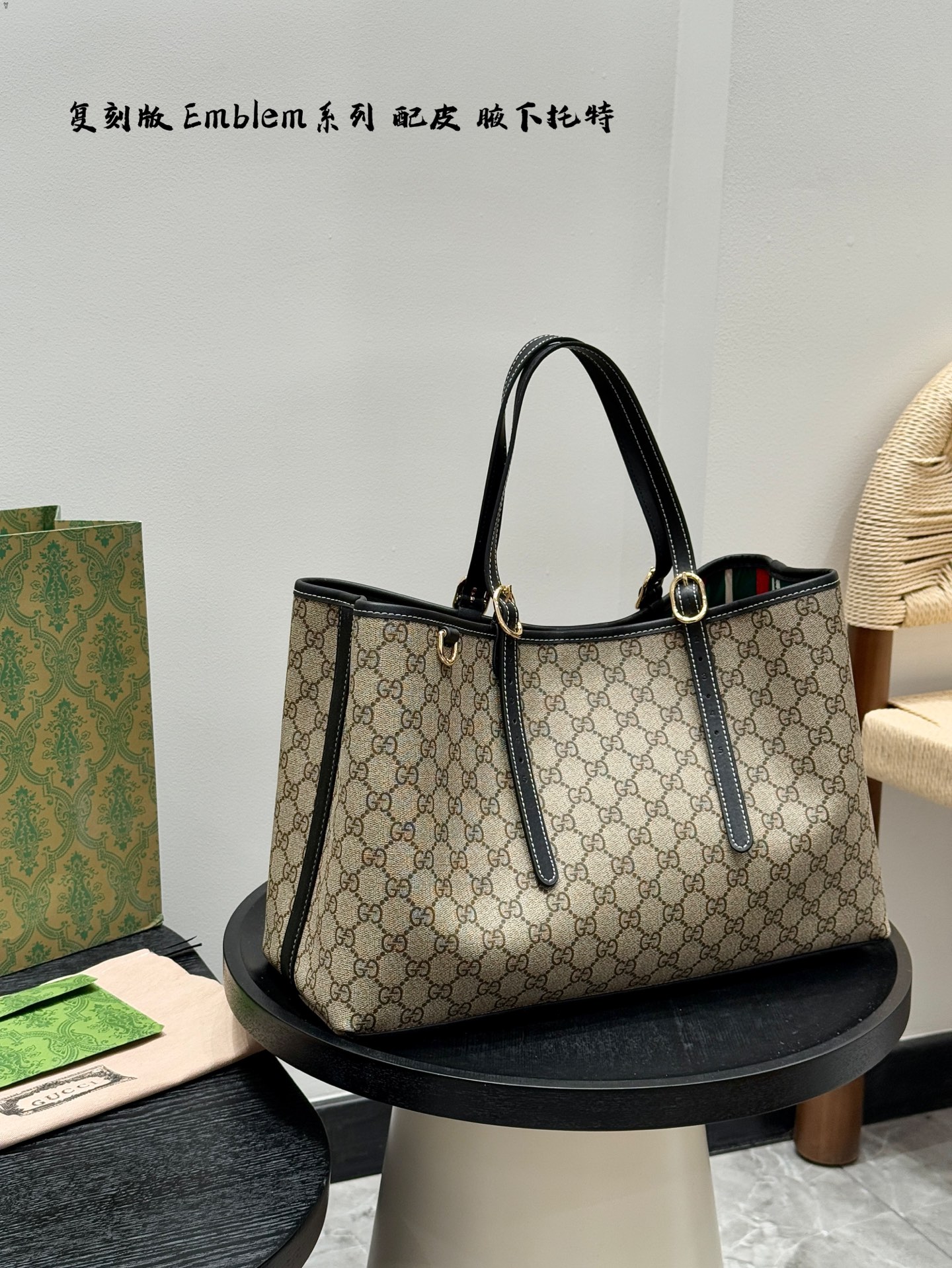 gg-new-arrival-emblem-tote-bag-size-38-26cm-748