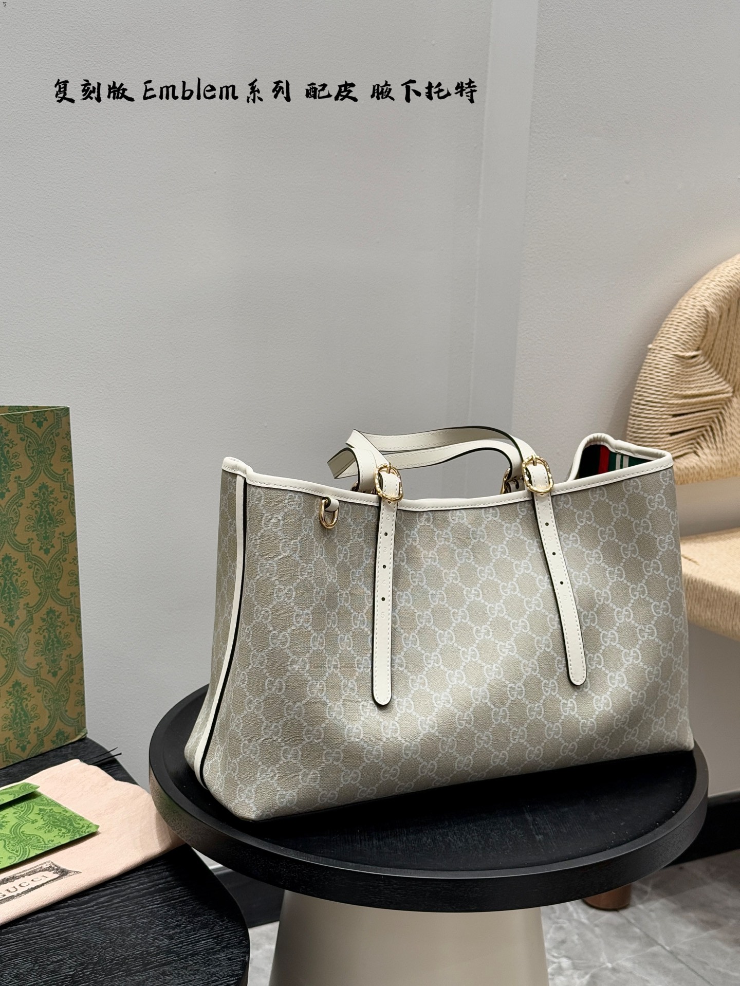 gg-new-arrival-emblem-tote-bag-size-38-26cm-748