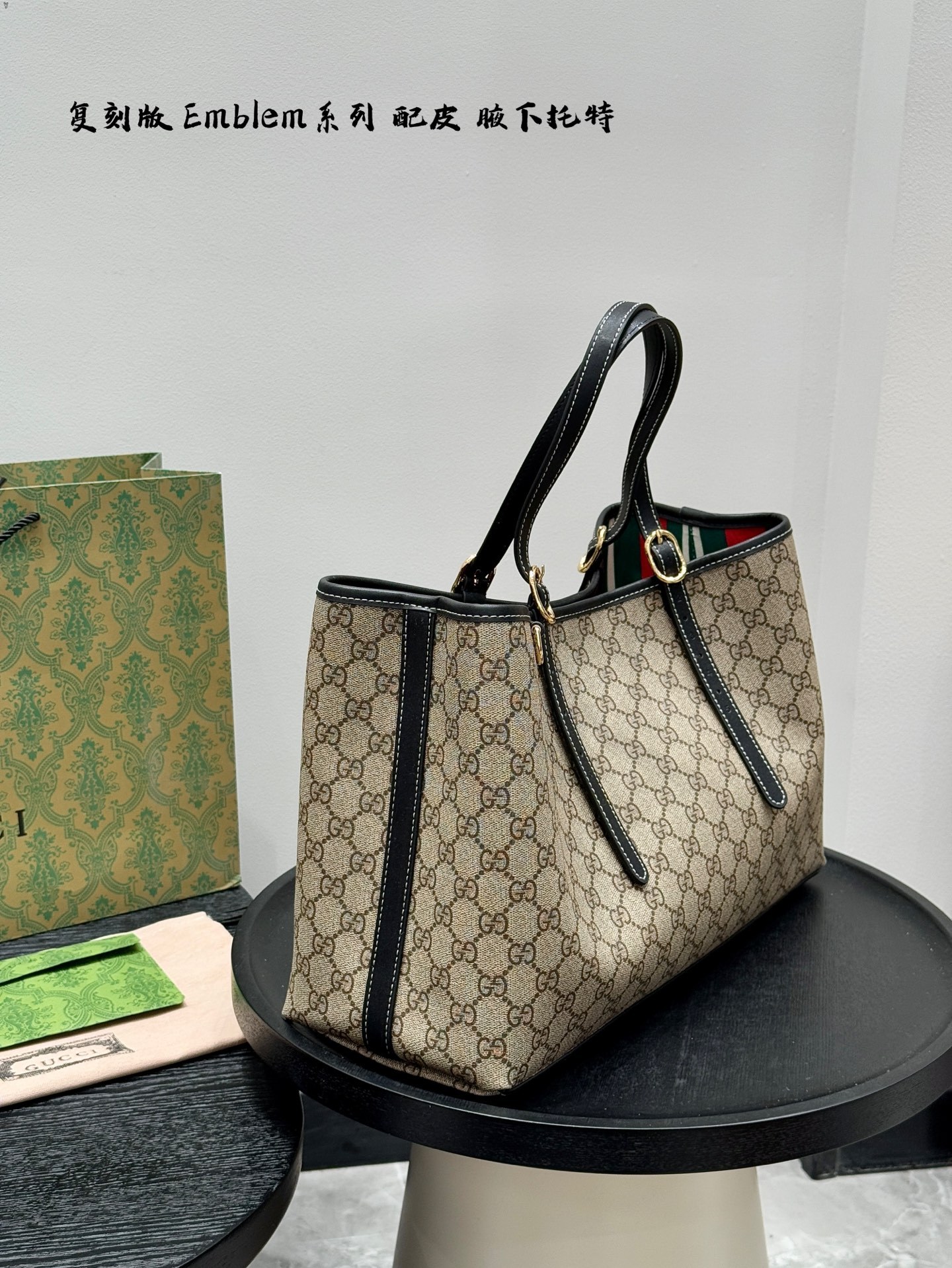 gg-new-arrival-emblem-tote-bag-size-38-26cm-748