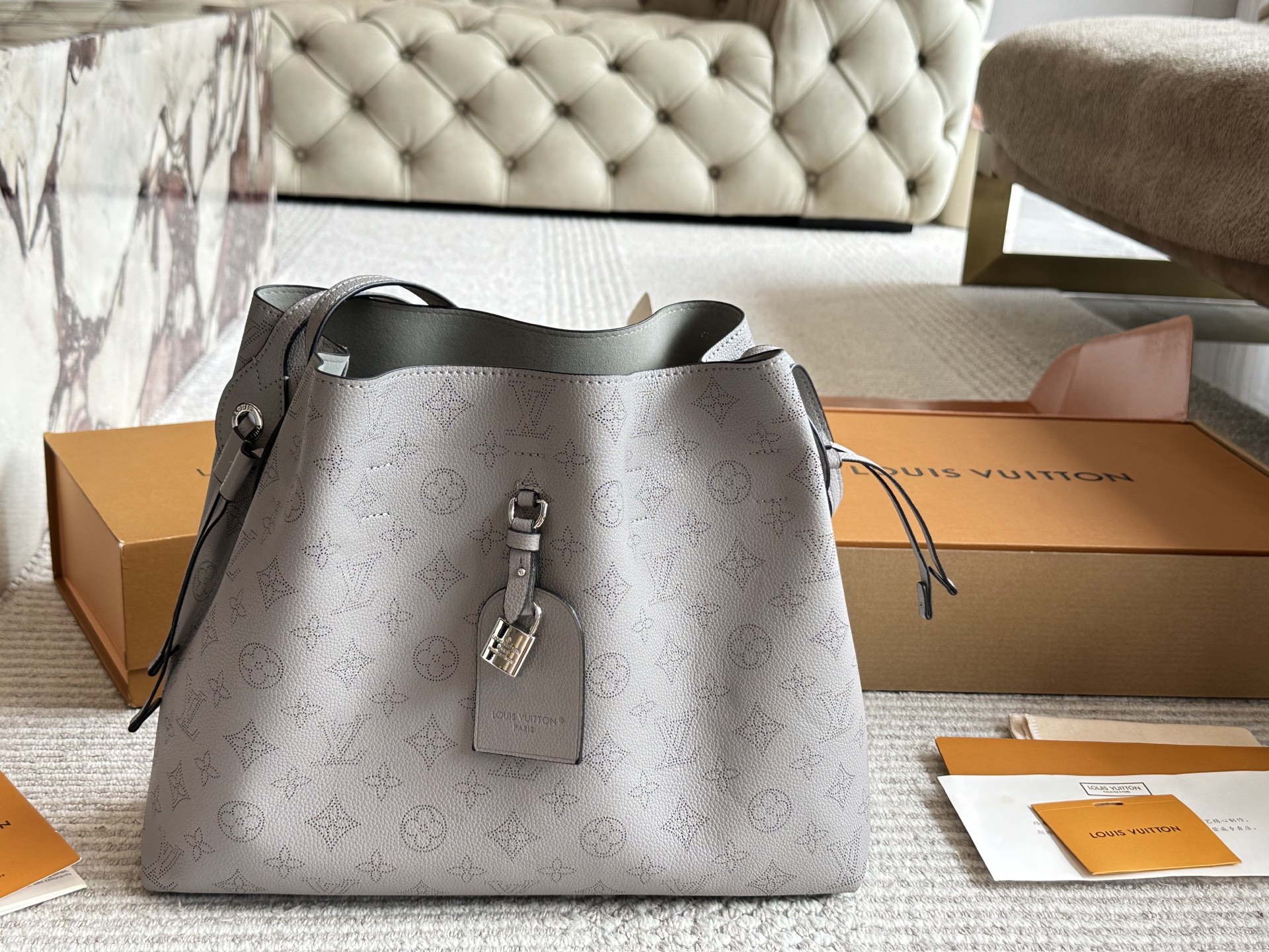 louis-new-arrival-shopping-tote-bag-size-33-27cm-3315