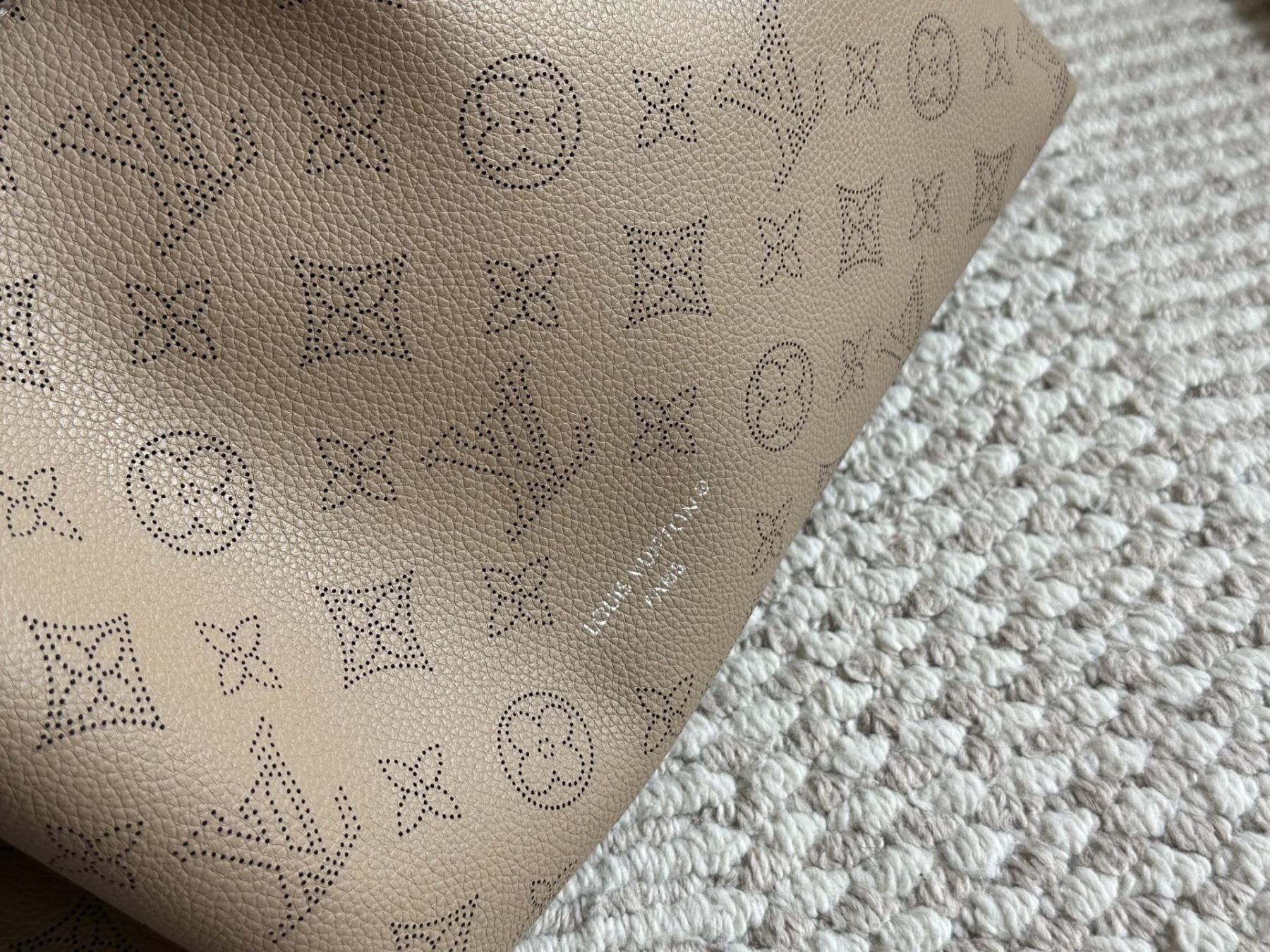 louis-new-arrival-shopping-tote-bag-size-33-27cm-3315