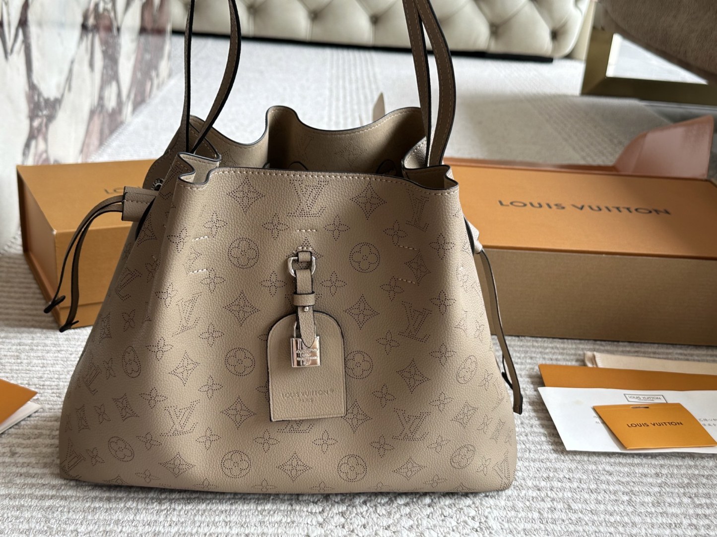 louis-new-arrival-shopping-tote-bag-size-33-27cm-3315