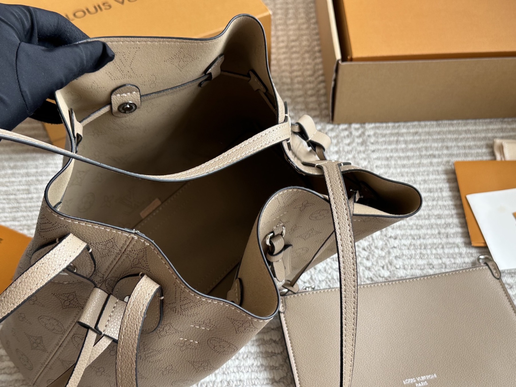 louis-new-arrival-shopping-tote-bag-size-33-27cm-3315