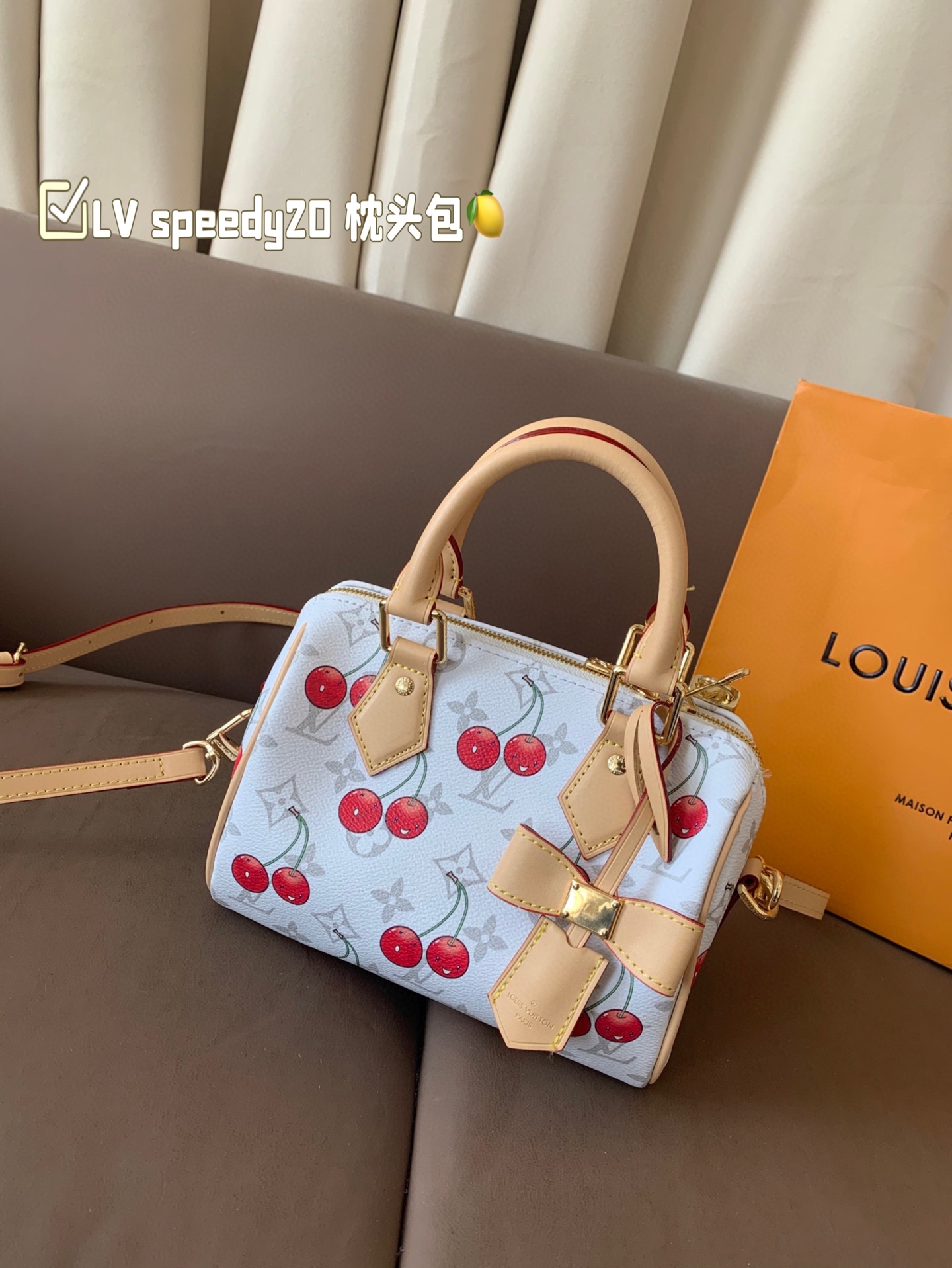 louis-new-arrival-speedy-20-cherry-bag-size-20-15-cm-5173