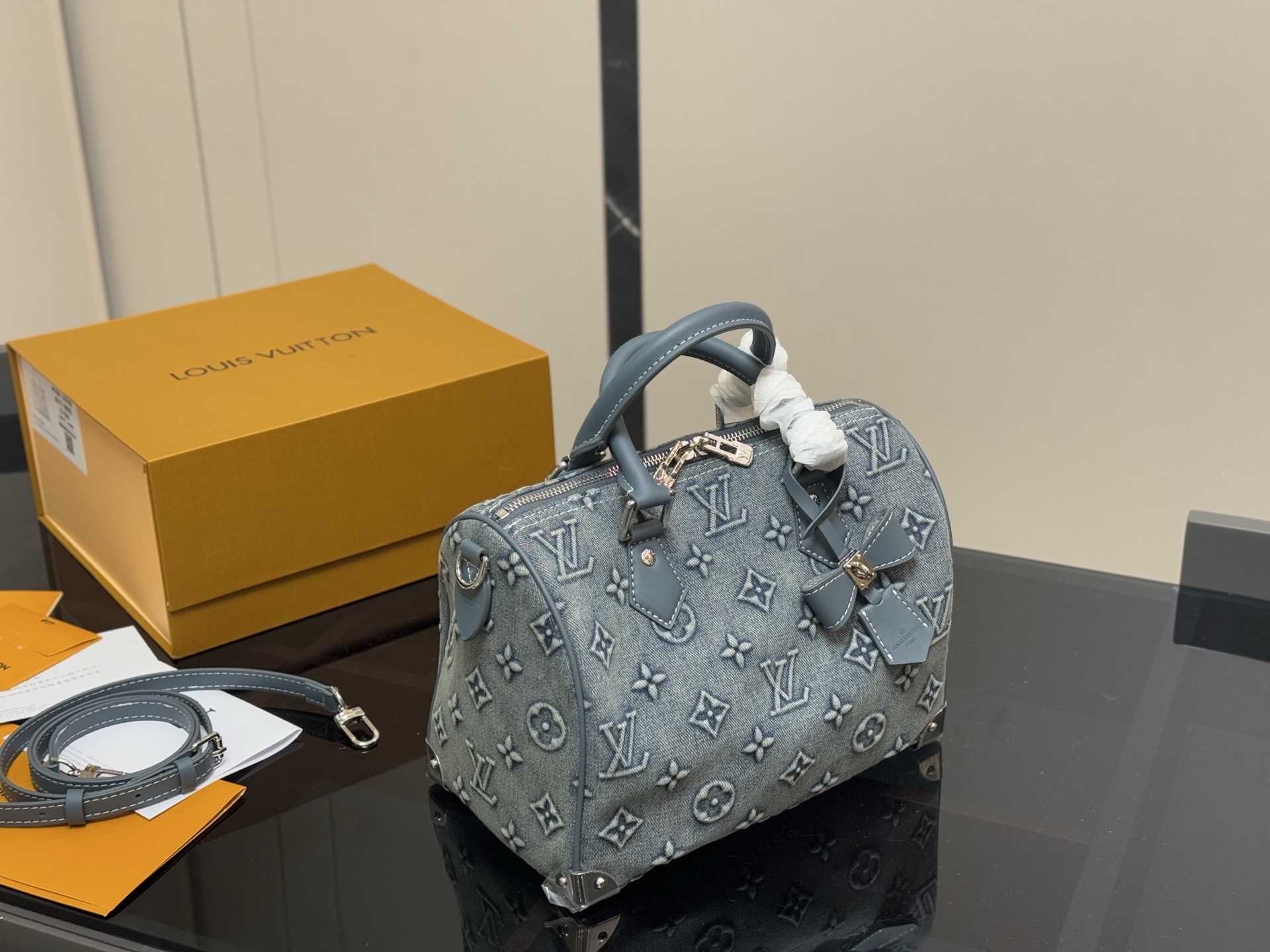 louis-new-arrival-keepall-denim-bag-size-30-cm-7522