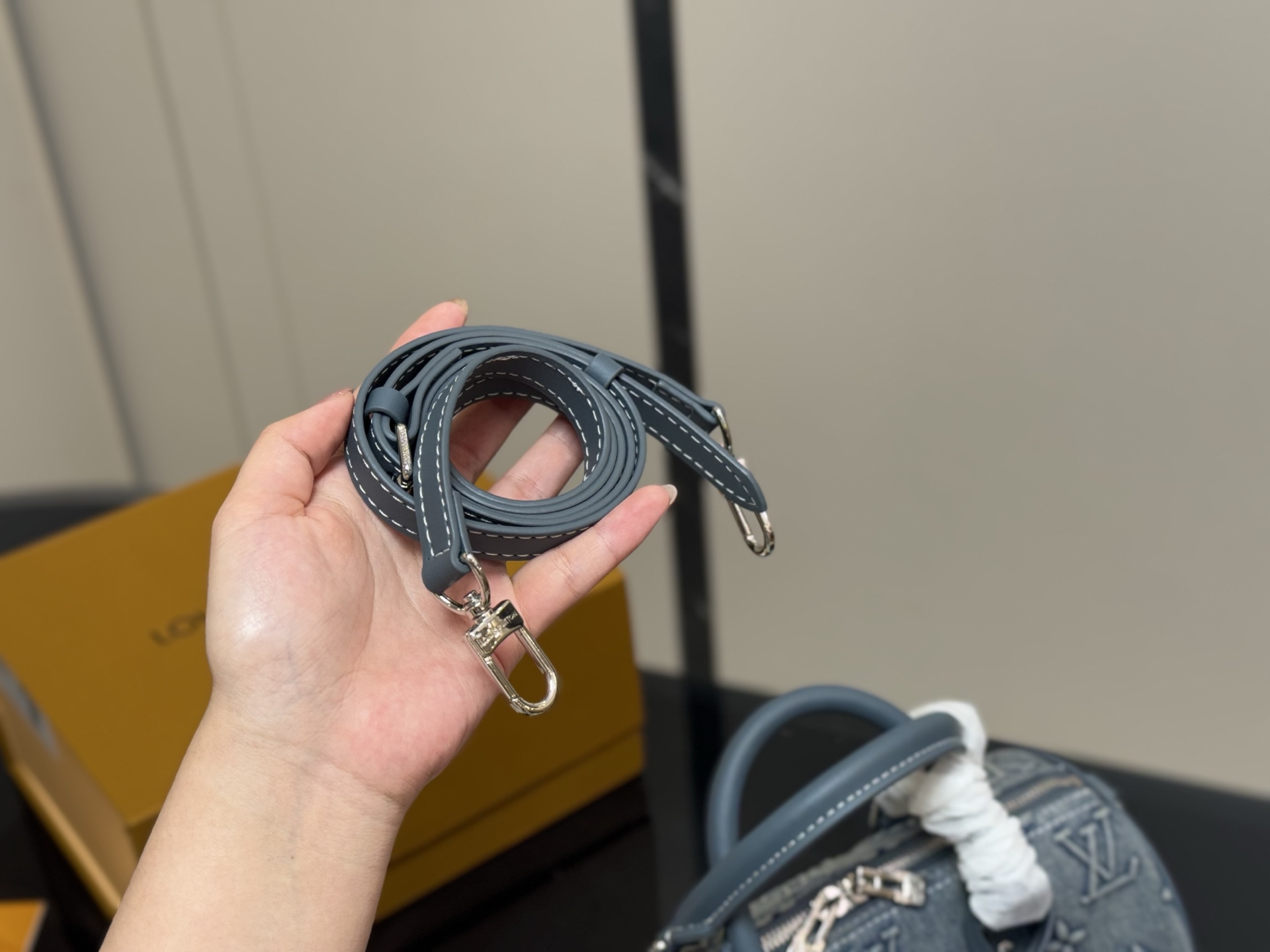 Louis new arrival keepall denim bag size:30 cm