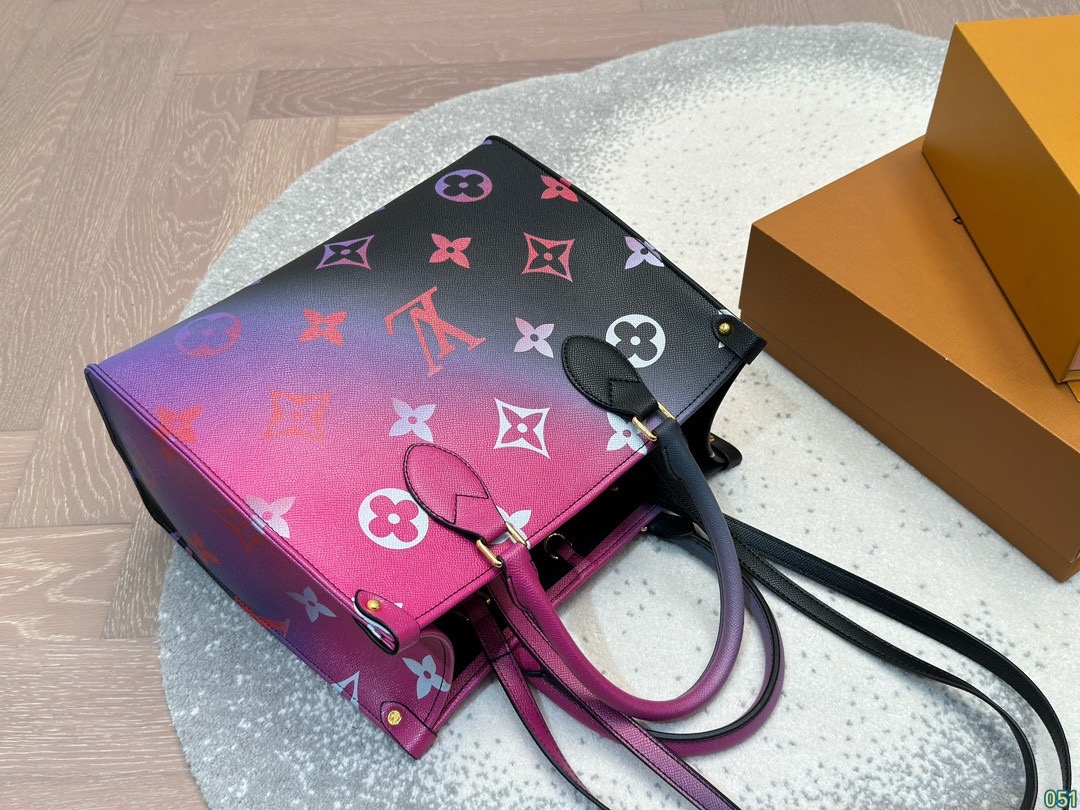 Louis new arrival limited edition onthego bag size:32 * 26cm