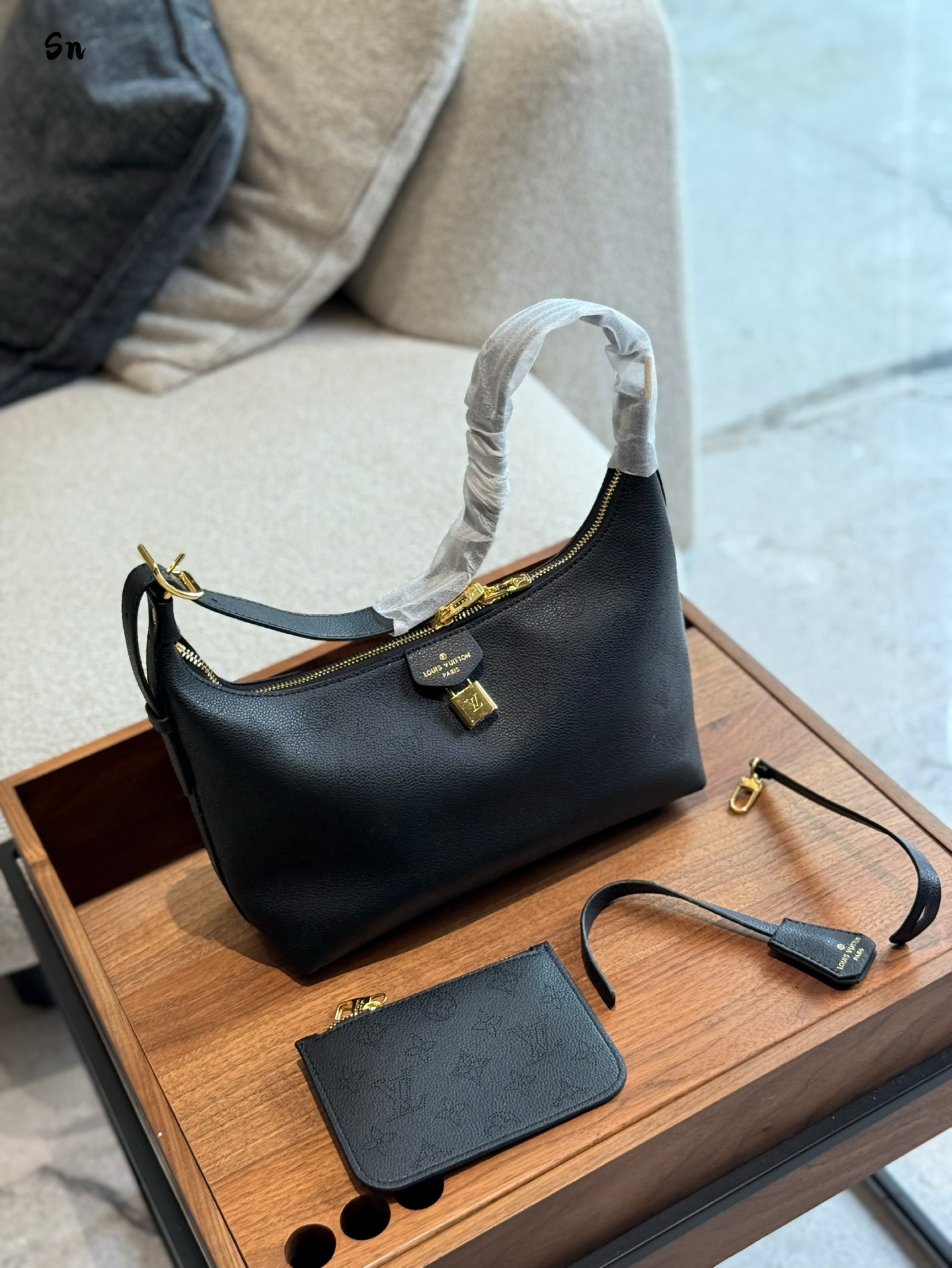 louis-new-arrival-25sss-hobo-bag-size-28cm-877