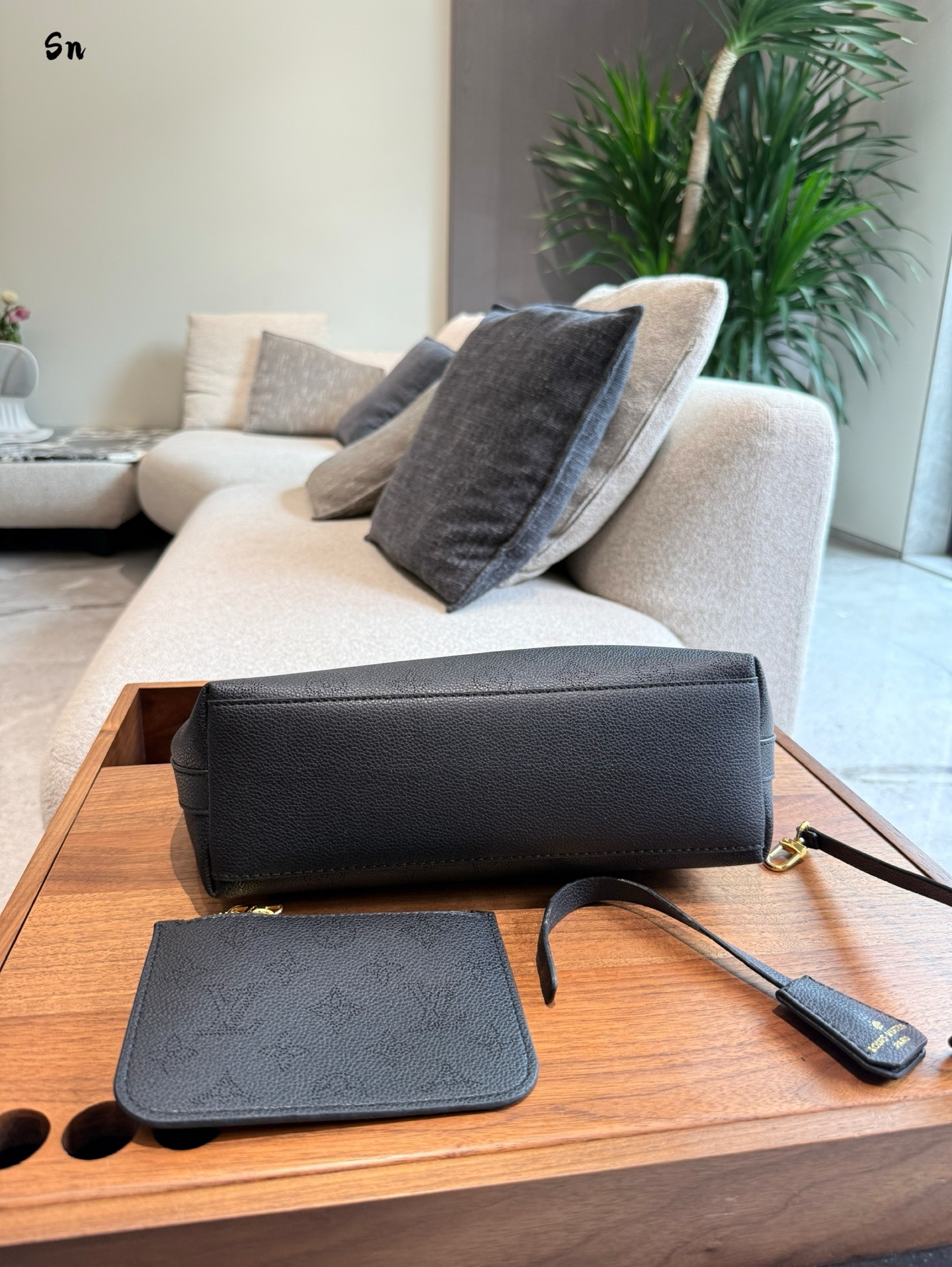 louis-new-arrival-25sss-hobo-bag-size-28cm-877