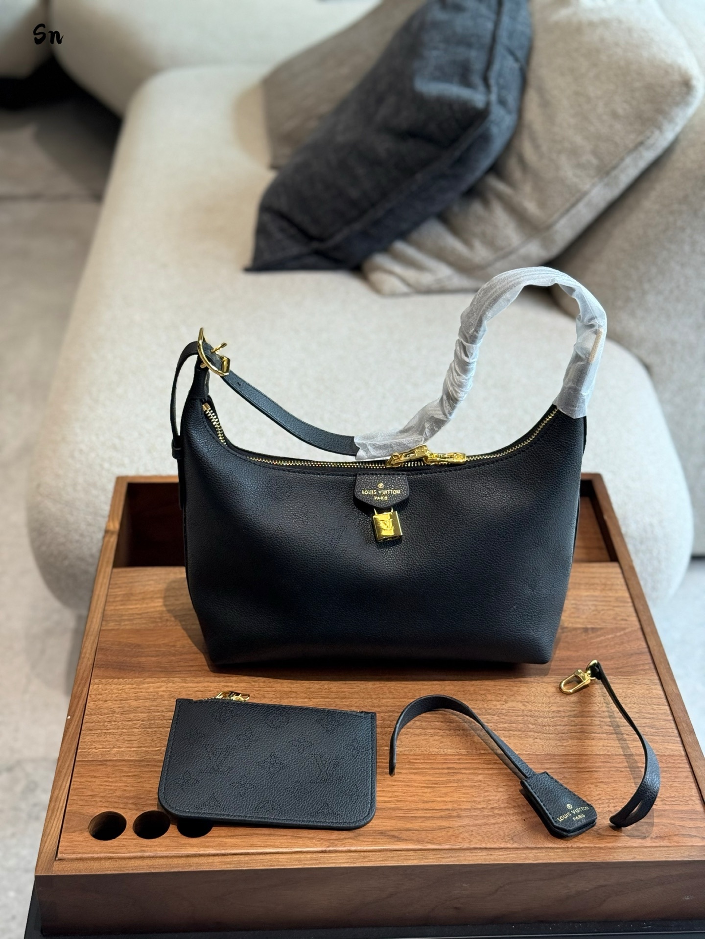 louis-new-arrival-25sss-hobo-bag-size-28cm-877