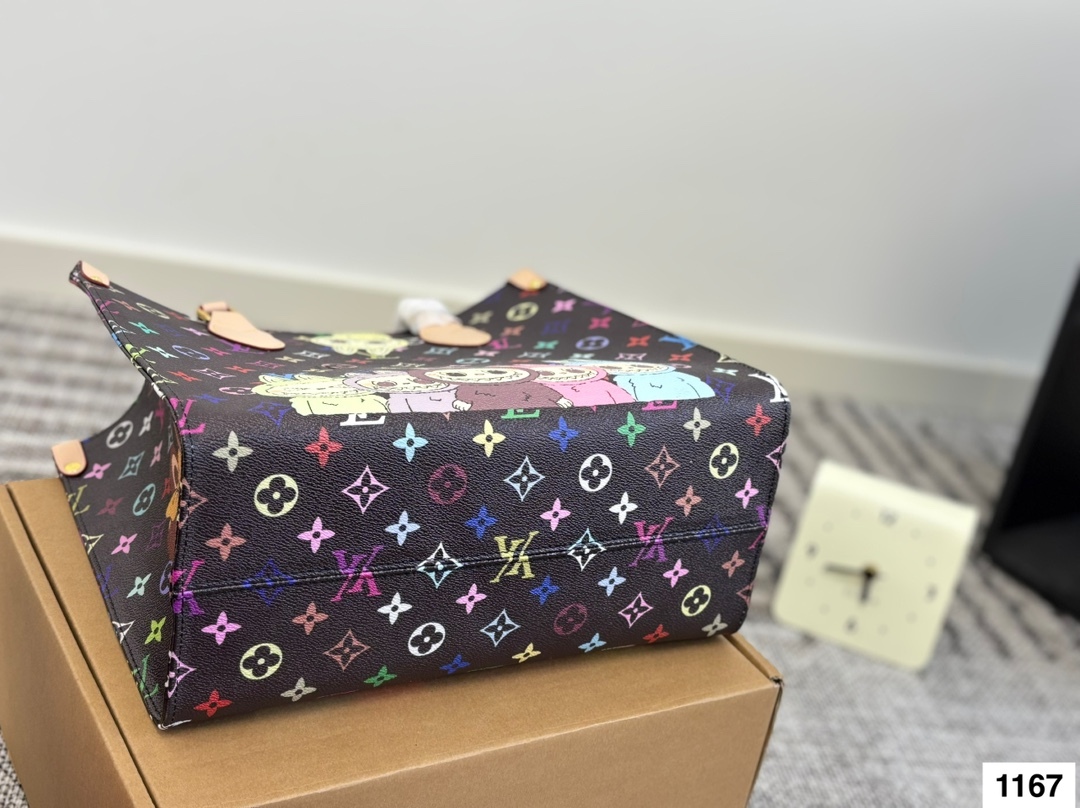 Louis new arrival limited edition onthego bag size:35 * 26cm