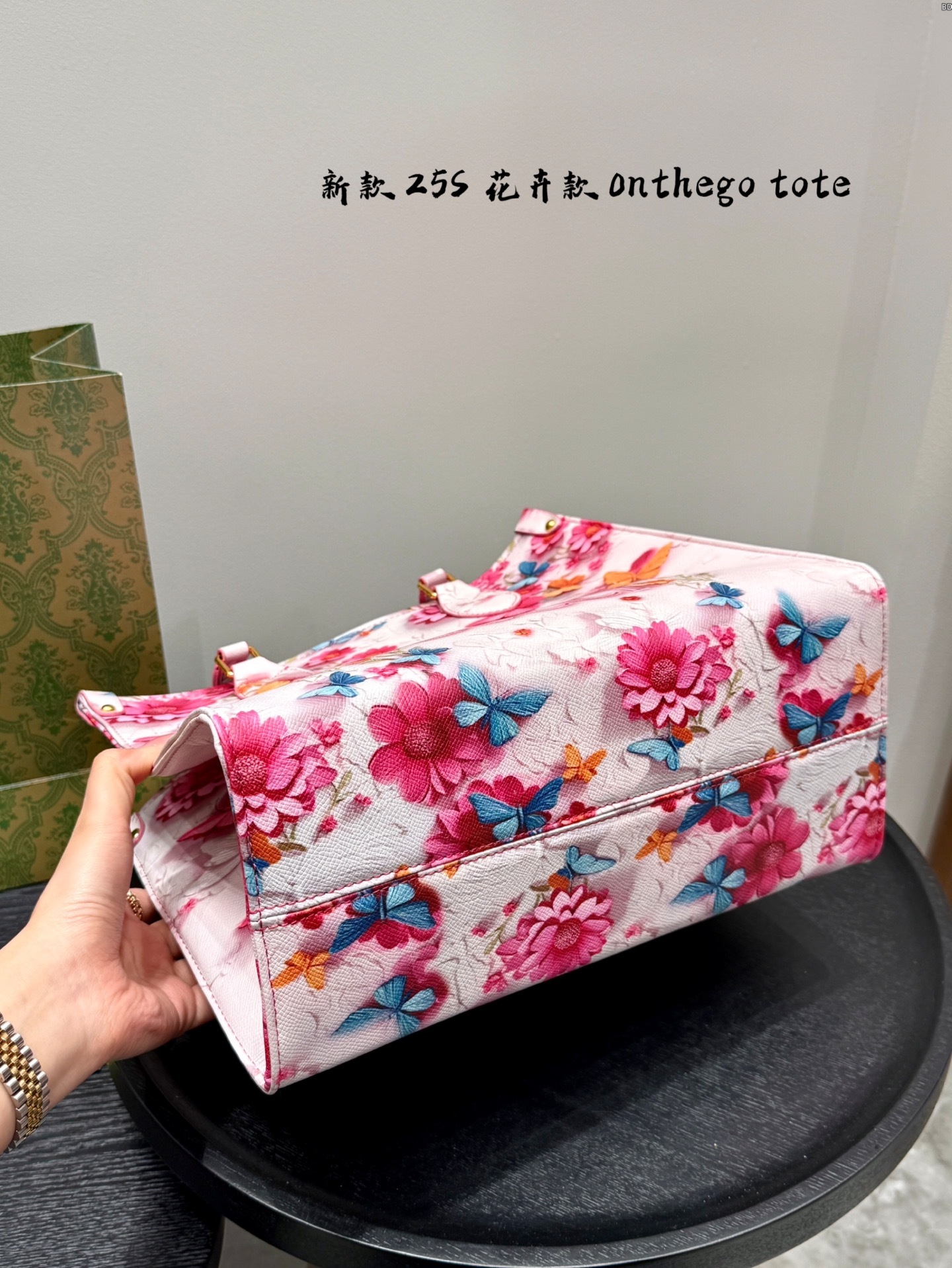 GG new arrival Onthego Tote bag size: 25 cm