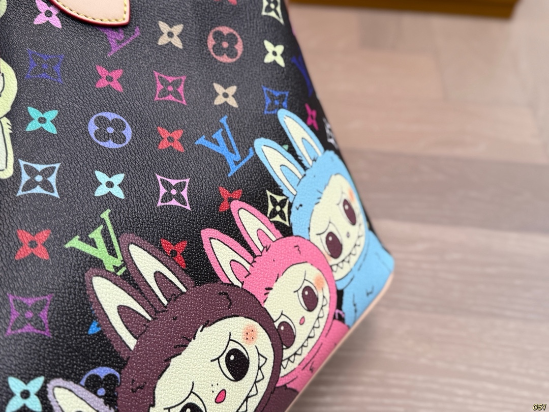 Louis new arrival neverfull bag size: 32*28 cm