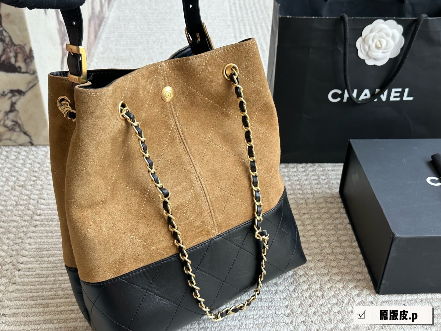 Cc new arriva 25s tote bag size: 27*32