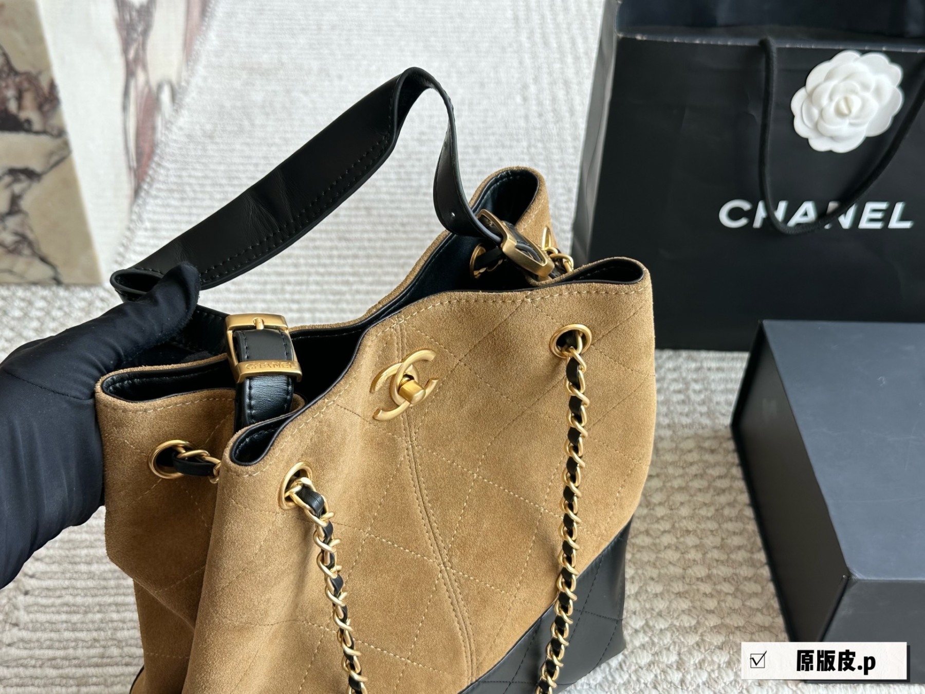 Cc new arriva 25s tote bag size: 27*32