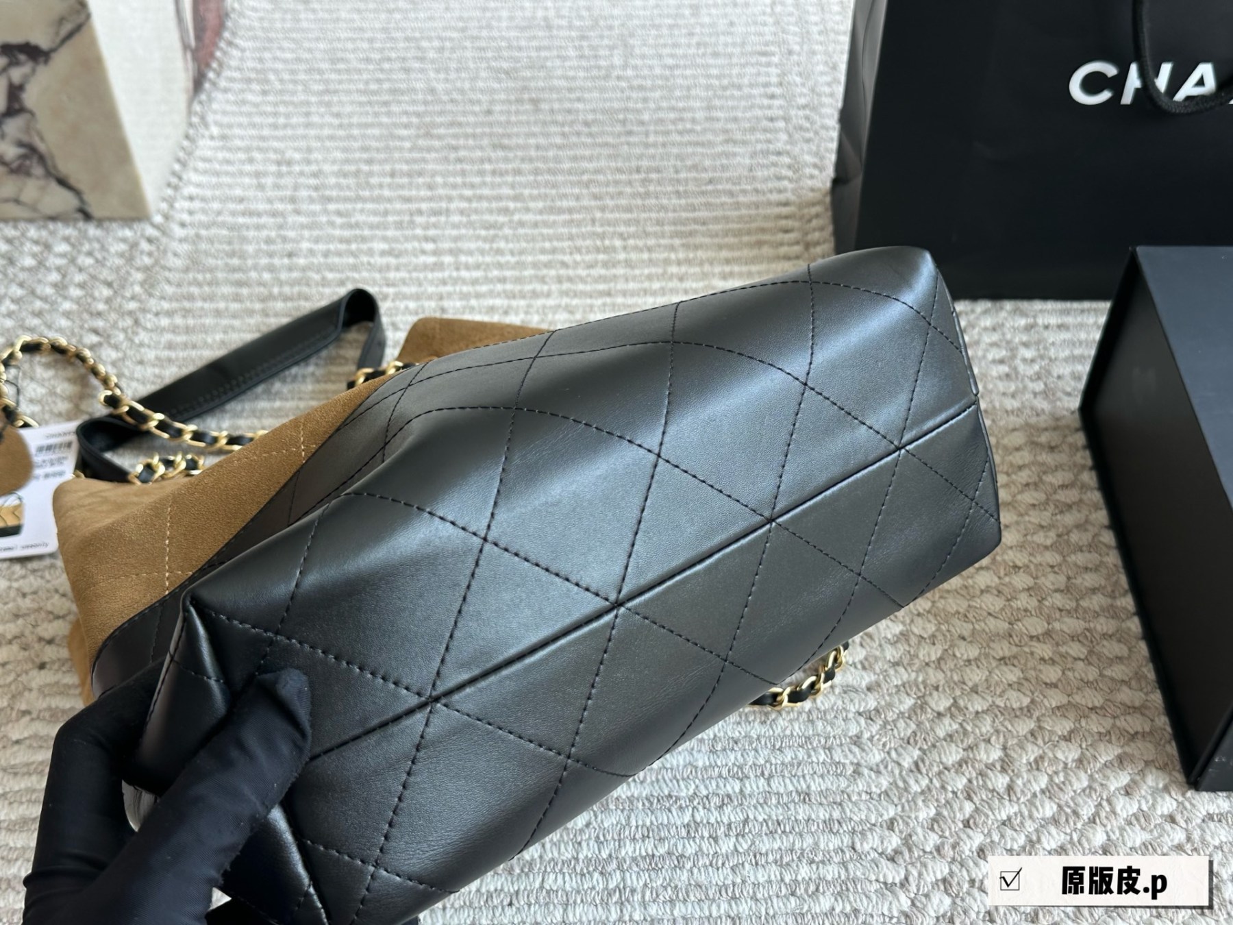 Cc new arriva 25s tote bag size: 27*32