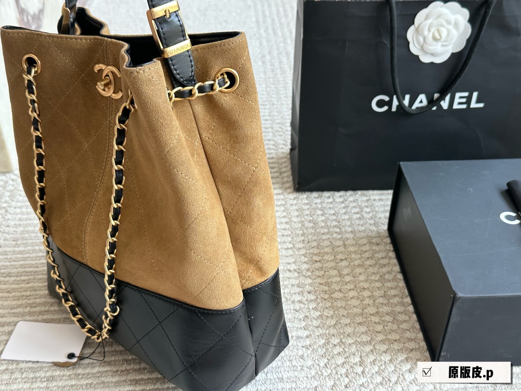 Cc new arriva 25s tote bag size: 27*32