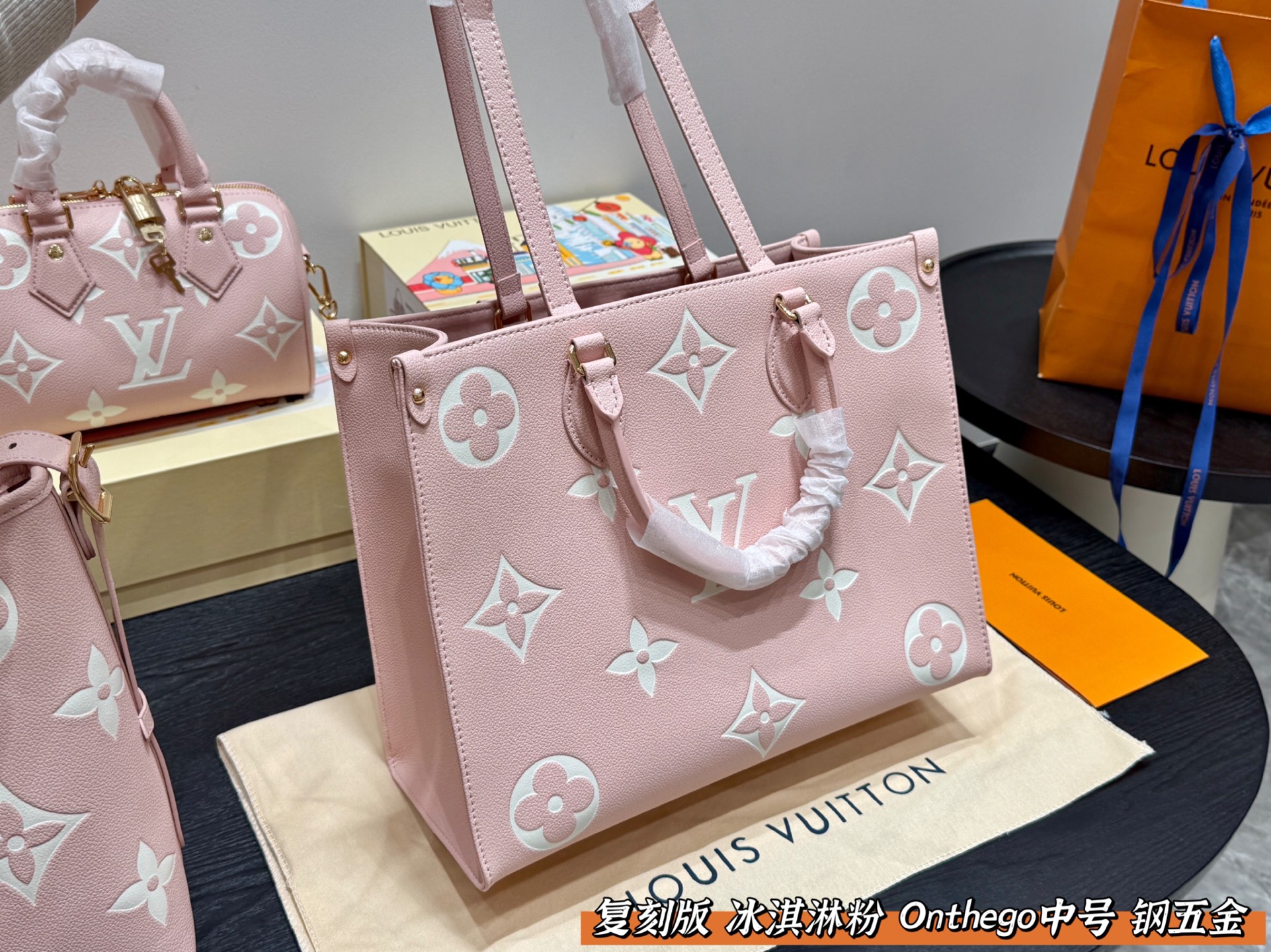 louis-new-arrival-pink-onthego-tote-bag-5437