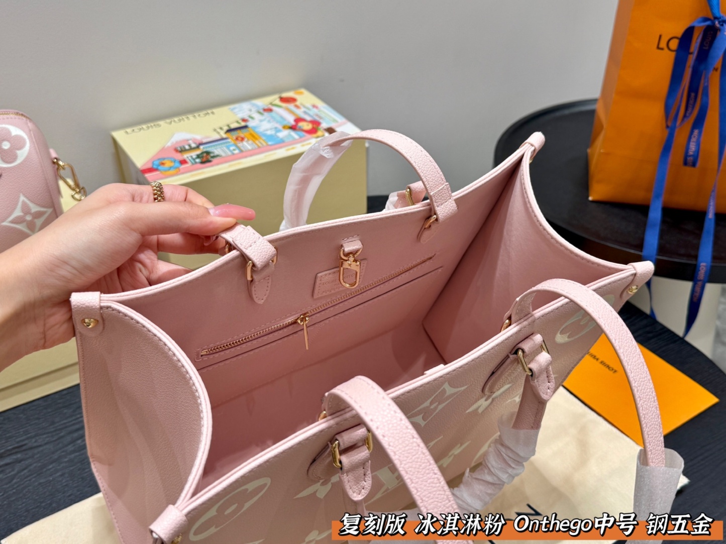 louis-new-arrival-pink-onthego-tote-bag-5437