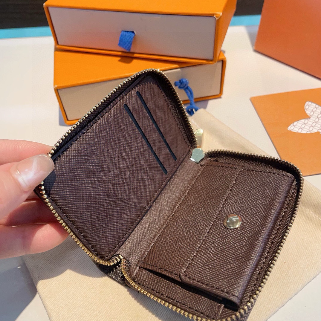 louis-new-arrival-25ss-coin-wallet-9544