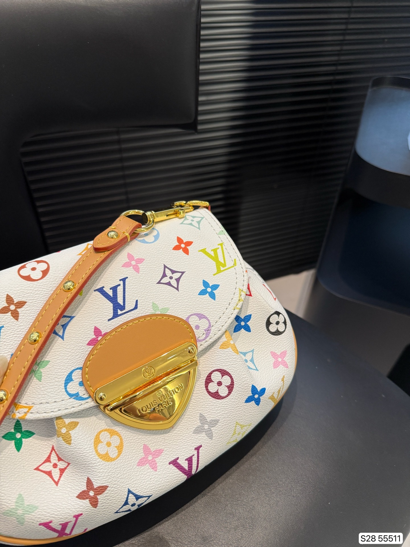 Louis new arrival sunset hobo bag size: 28*18 cm