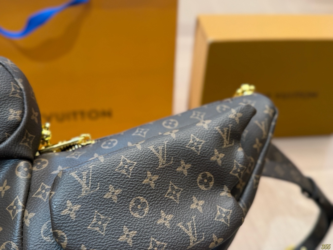 Louis Nigo new arrival Duck Bag size:31*22 cm