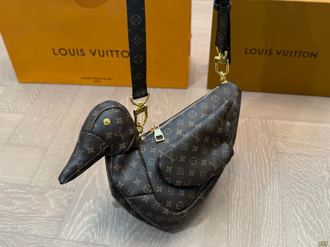 Louis Nigo new arrival Duck Bag size:31*22 cm