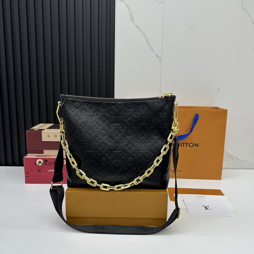 louis-new-arrival-coussin-bag-size-33-25cm-4513