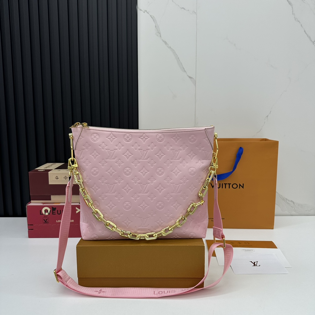 louis-new-arrival-coussin-bag-size-33-25cm-4513