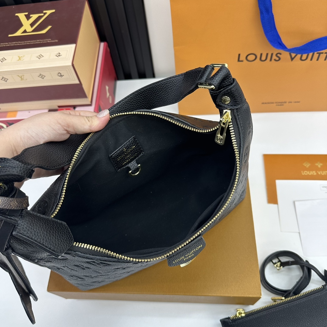 Louis new arrival Sac Sport Monogram Empreinte bag size: 28*18 cm