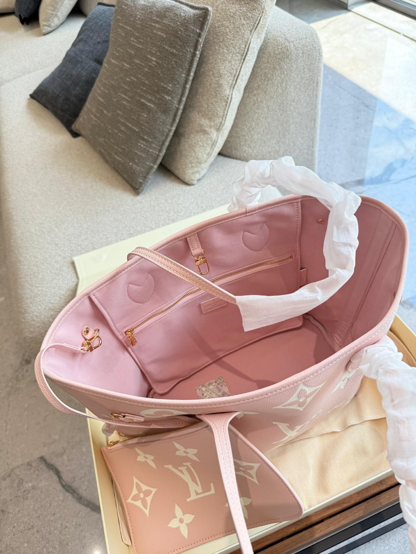 Louis new arrival neverfull bag size: 30*32cm